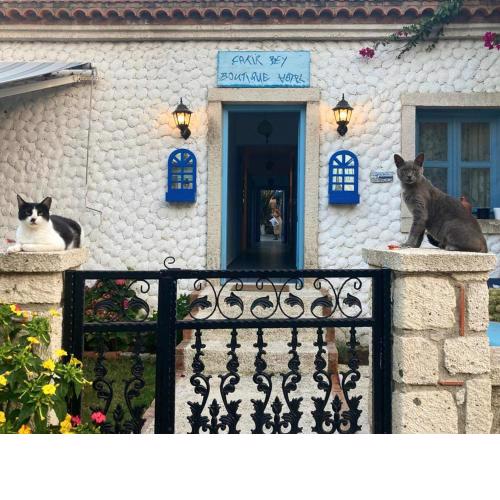 Çakir Bey Hotel