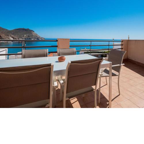 Cala Amarilla