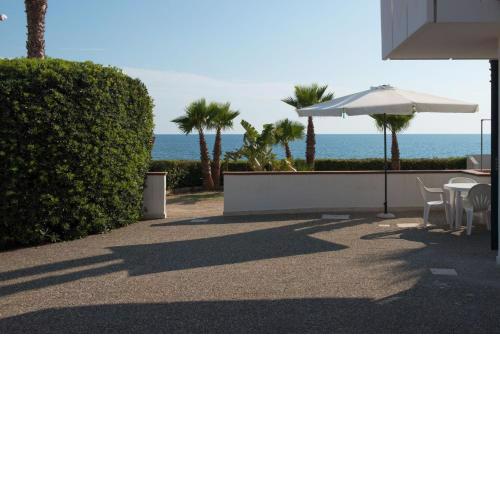 Cala Blu apartment Fronte Mare Piano terra 2