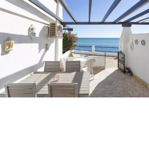 Calahonda Beach I Apartment with Sea View
