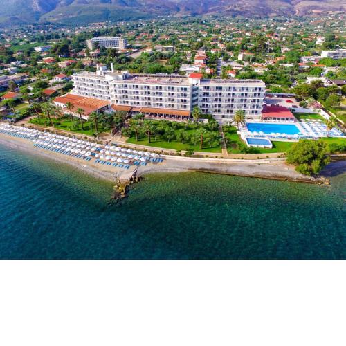 Calamos Beach Family Club