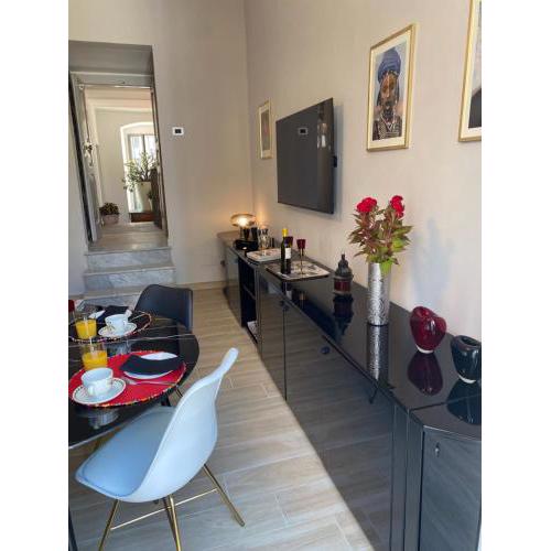 Calefati Gallery Luxury Apartment