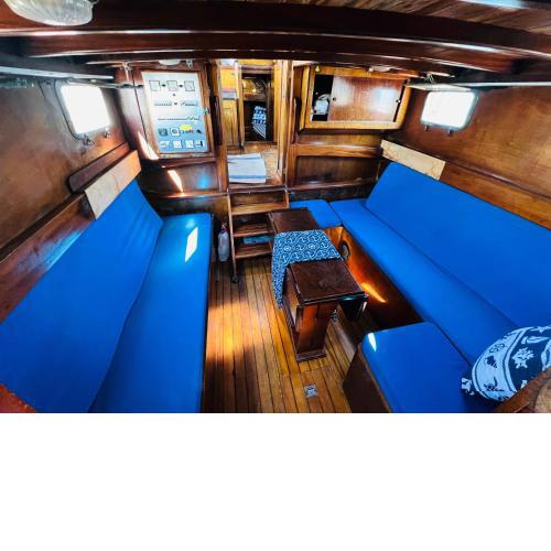Caliria Wooden Boat
