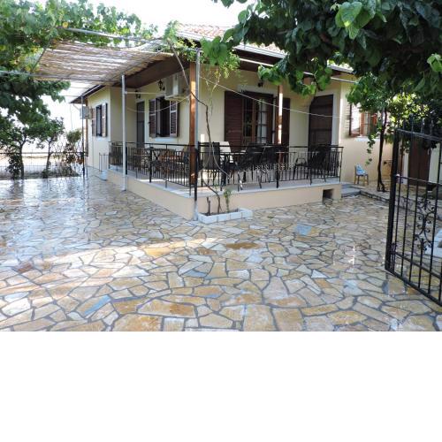 Calm house in Sivros village, Lefkada