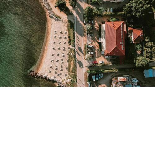 Calma Beach Hotel