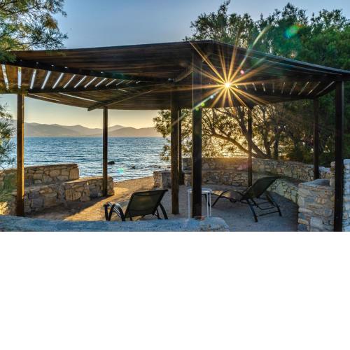 Calmea Seafront Residence - private beach