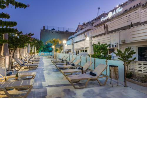 Calypso Oasis Apartments