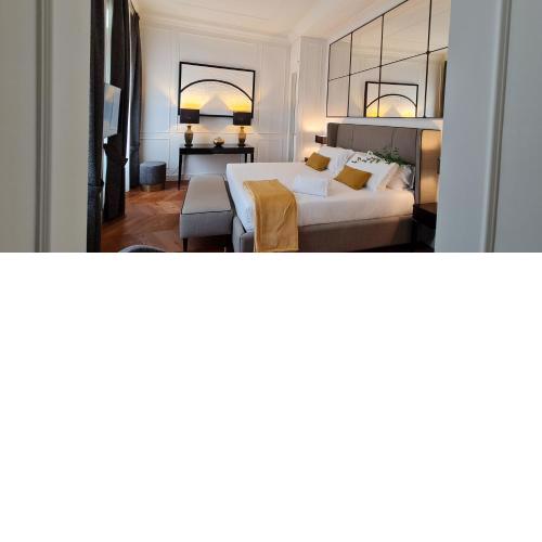 Calzaiuoli3 Luxury Flat in the City Center of Florence