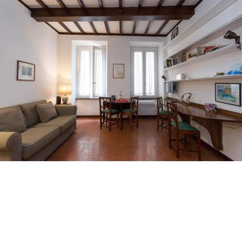 Campo de Fiori Lovely Apartment