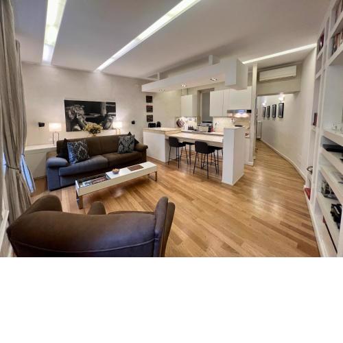 Campo dei Fiori modern apartment with terrace