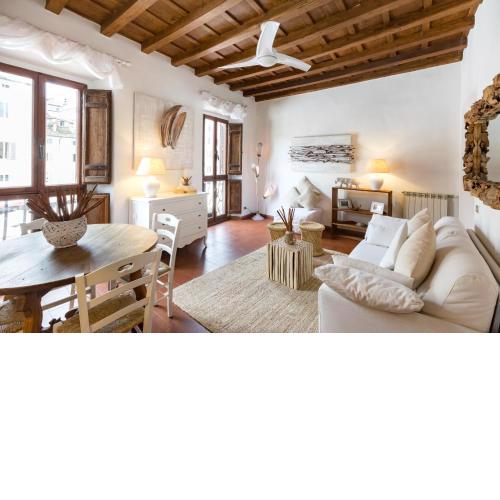 Campo Deluxe Luxury Flat View