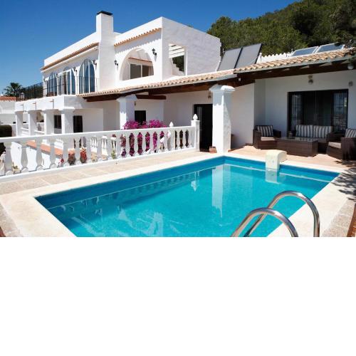 Can Carlos Ibiza