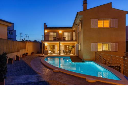 Can Curt Alcudia