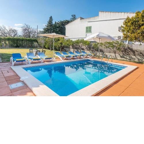 Can Delfin, villa para 8 con piscina cerca del mar