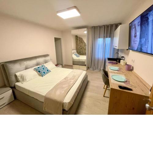 CANALE SUITE panoramic view - free parking