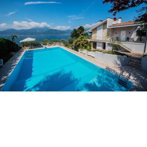 CanguroProperties - Villa Lorena