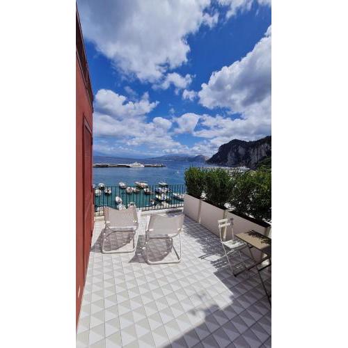 Capri Marina Suite