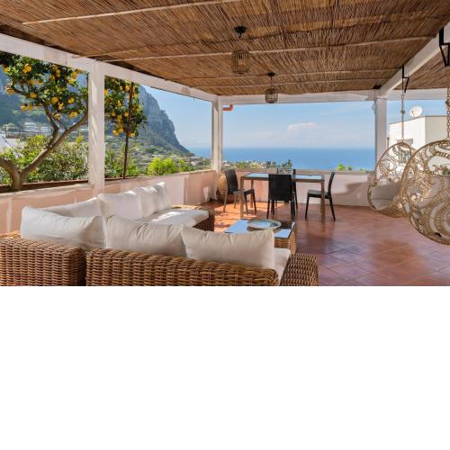 Capri Town Apartments