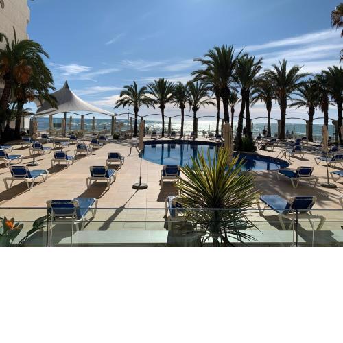 Caprici Beach Hotel & Spa