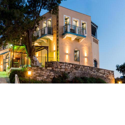 Captain's House Hotel Suites & Apartments