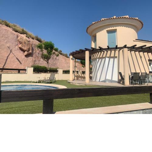 Captivating 3Bed Villa in Murcia with Private Pool