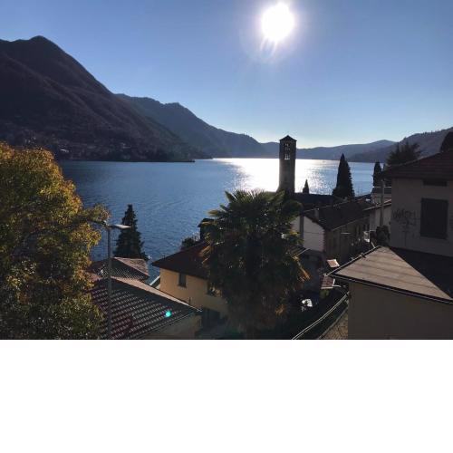 Carate 16 apartment with balcony & lake view