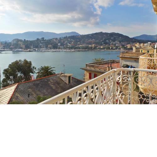Carlotta Flexyrent Apartment