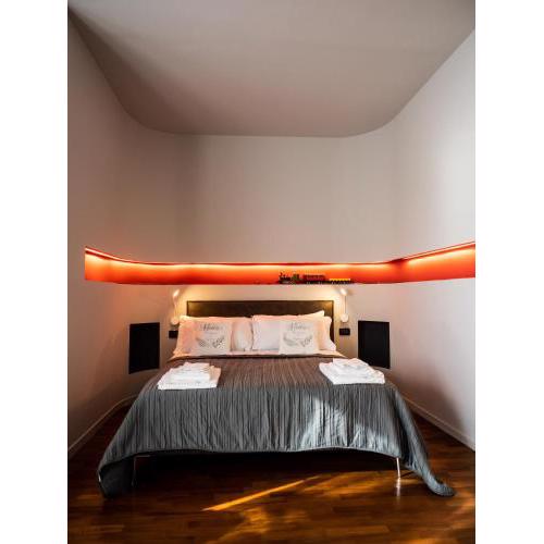 Carlotta Station Suite