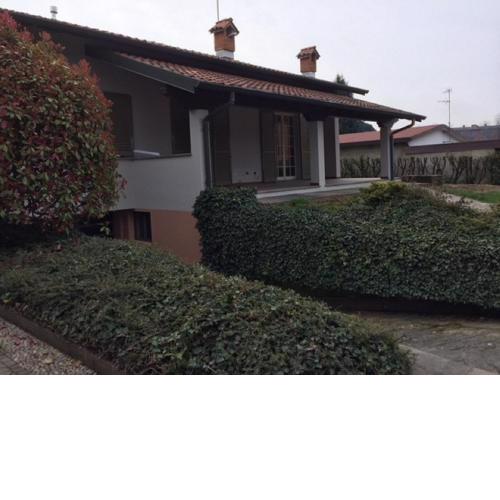 CAROLINE home