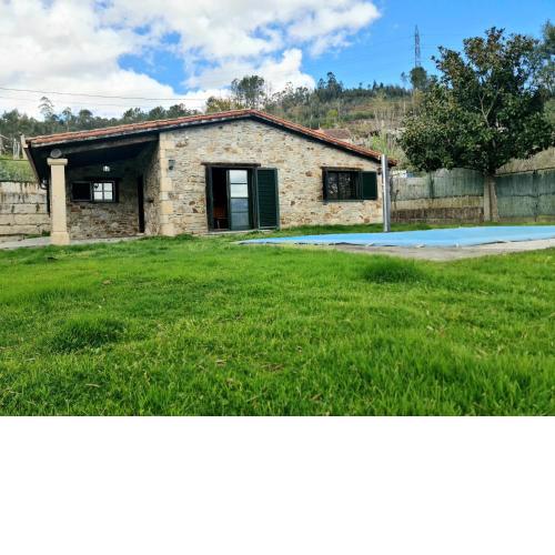 Casa 2 habitaciones con piscina y cenador al aire libre