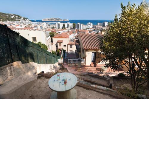 Casa a l'Estartit amb vistes a les illes medes
