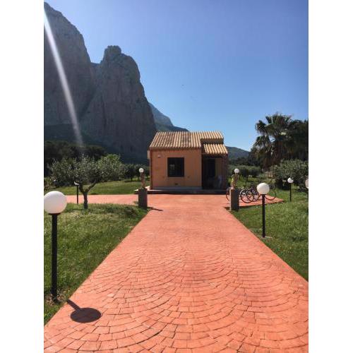 Casa a San Vito Lo Capo con giardino