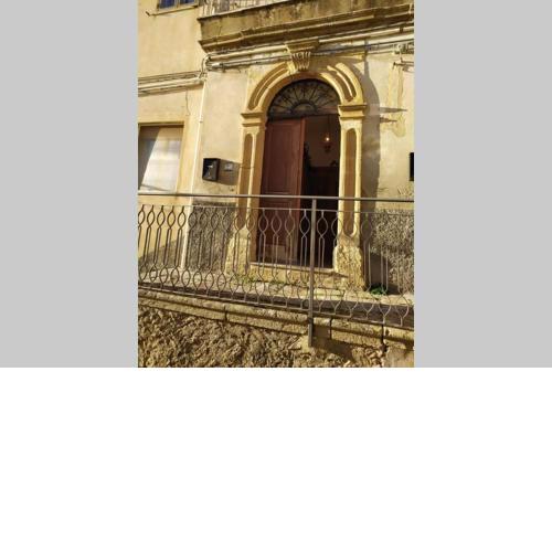 Casa ad Assoro, al centro della Sicilia