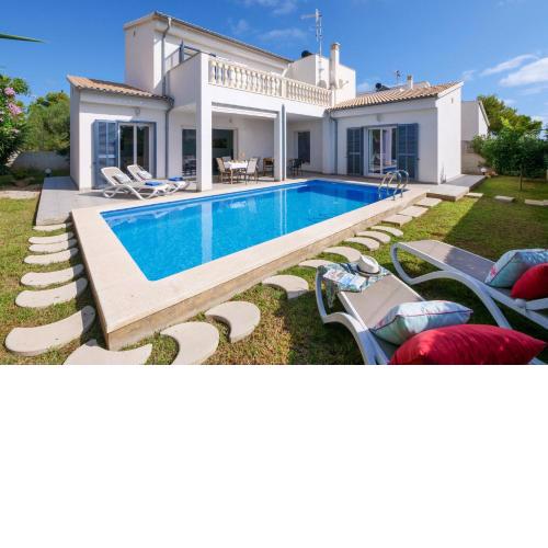 Casa Aina
