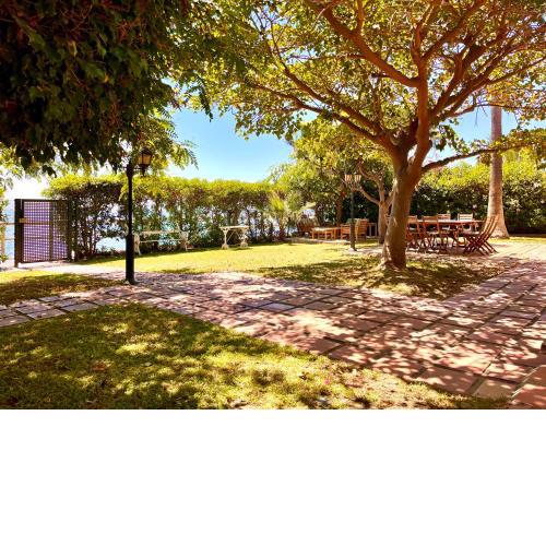 CASA ALBORAN Beachfront 9PAX