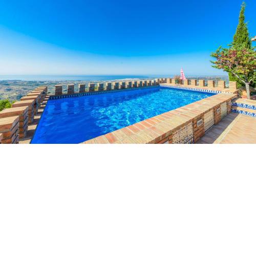 Casa Alcazaba de Beas Velez-Malaga by Ruralidays