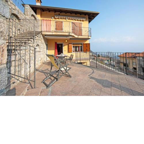 Casa Angiolina Lake And Mountain View - Happy Rentals
