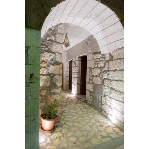 Casa Arco Antico