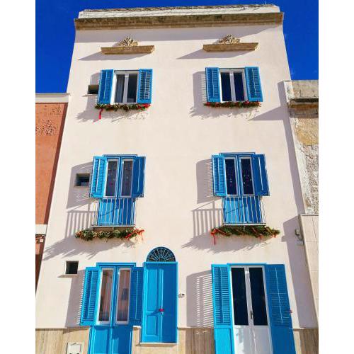 Casa Blue Windows Favignana