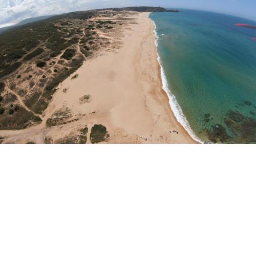 Casa Bonny con ampio giardino privato, a soli 2 km dal mare -Costa Verde -Sardegna