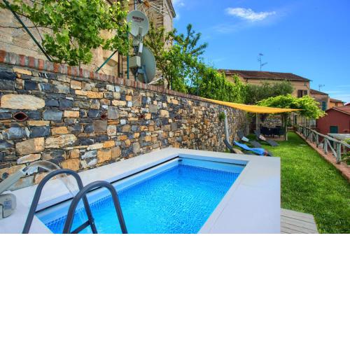 casa Borgo: relax in contesto privato con giardino e Jacuzzi