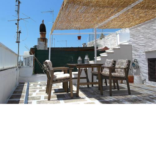 Casa Caterina-charming typical Ostuni home cozy rooftop terraces