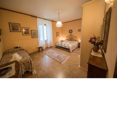 CASA CECCONI (ON THE HILLS OF FLORENCE)