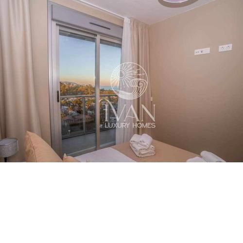 Casa Cesar Iván Luxury Homes 4ªPta Norte 1ª Línea