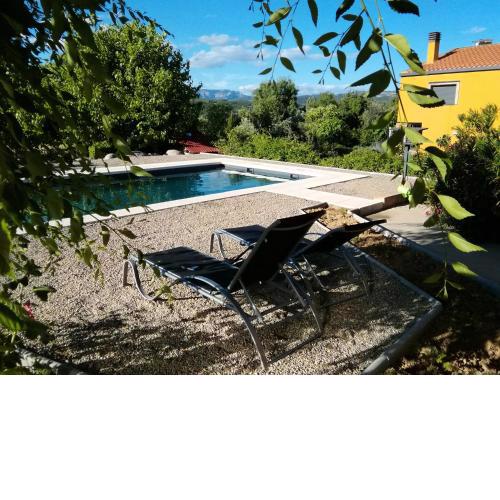 Casa Cholavila