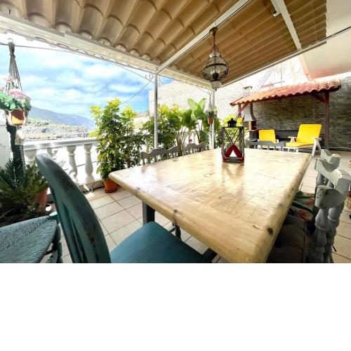 Casa con BBQ, FreeWifi ultrarrápido, Terraza y vista espectacular