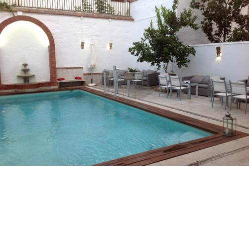Casa con Piscina, barbacoa y jardín para 20 personas