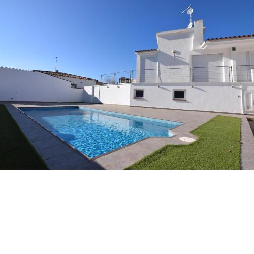 casa con piscina privada y cerca playa ref 382