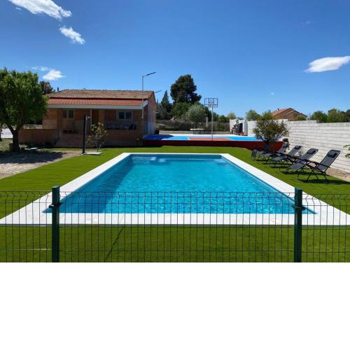Casa con piscina, Villa Alarilla
