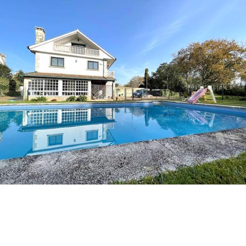 Casa con piscina